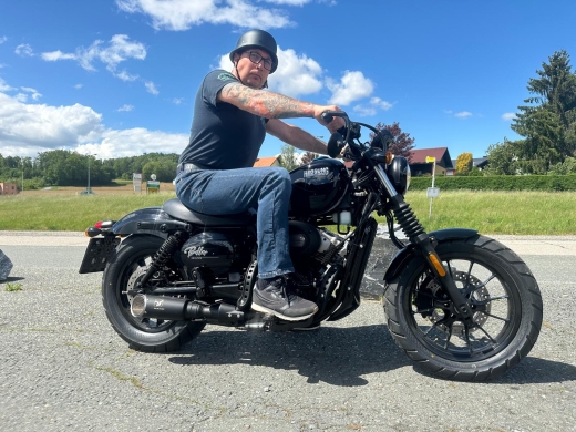 Früh Jahrs Angebot Aquila GV 125 S Modell 25 Chopper